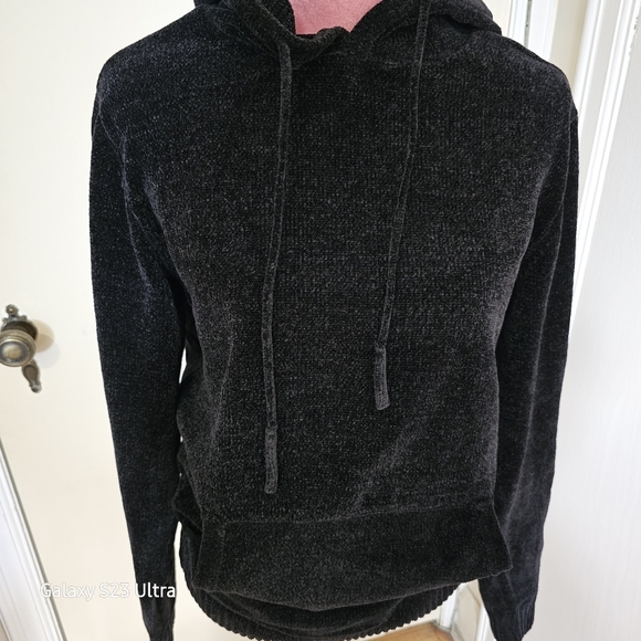 Projek Raw black chenille hoodie, size small. Unisex clothing. - Picture 7 of 8
